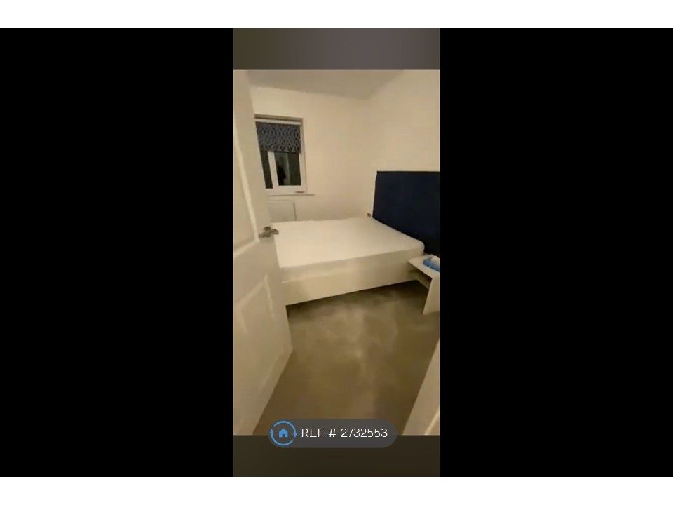 Property photo 1 of 2