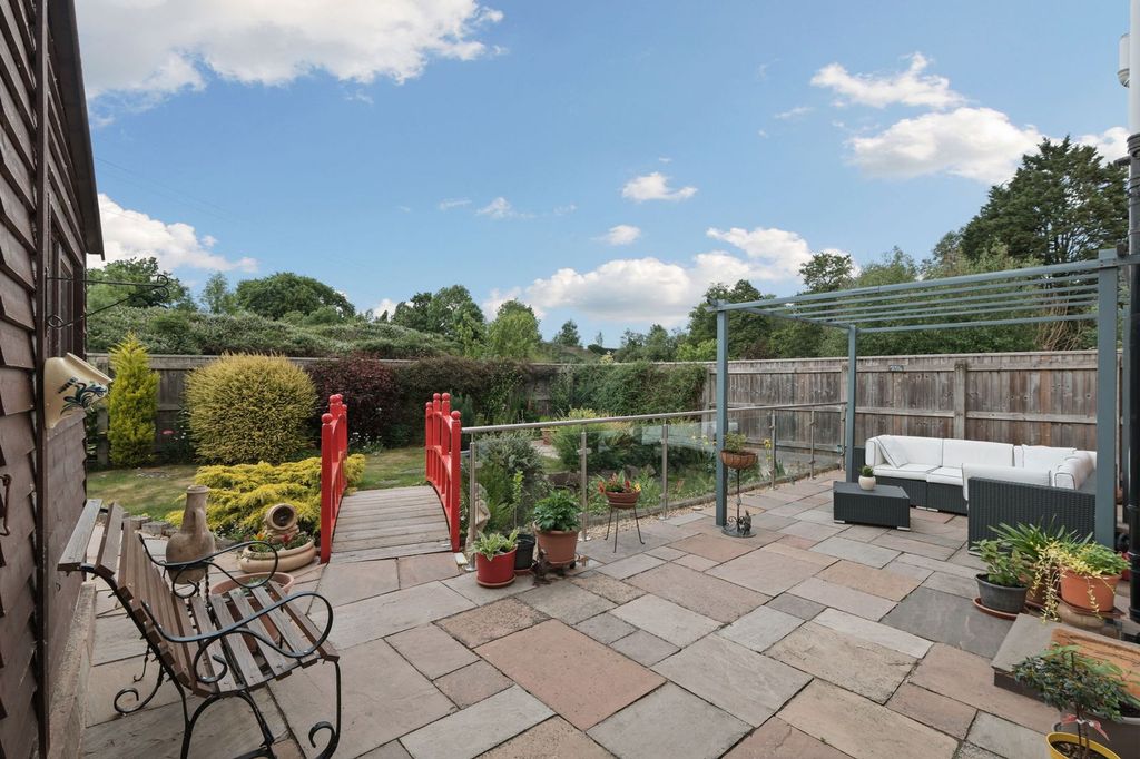 Property photo 2 of 16