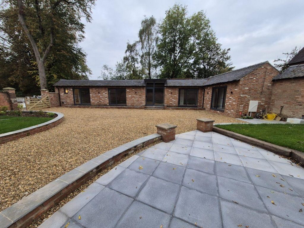 Property photo 1 of 21 9B84E9c9-4389-448A-8d8F-7d51A325E144.Jpg