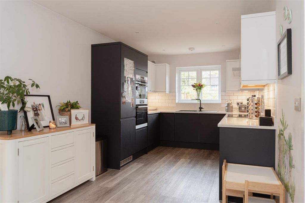 Property photo 2 of 20 1.Jpg