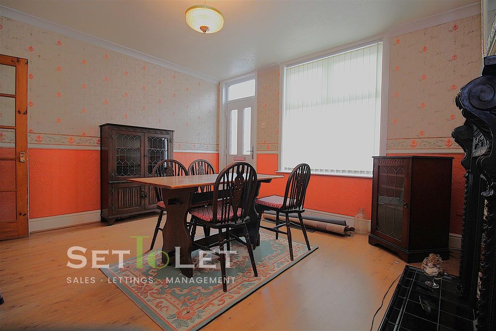Property photo 3 of 17 Img_1891.Jpg