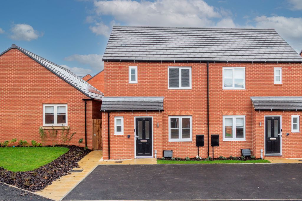 Property photo 3 of 17 Photo