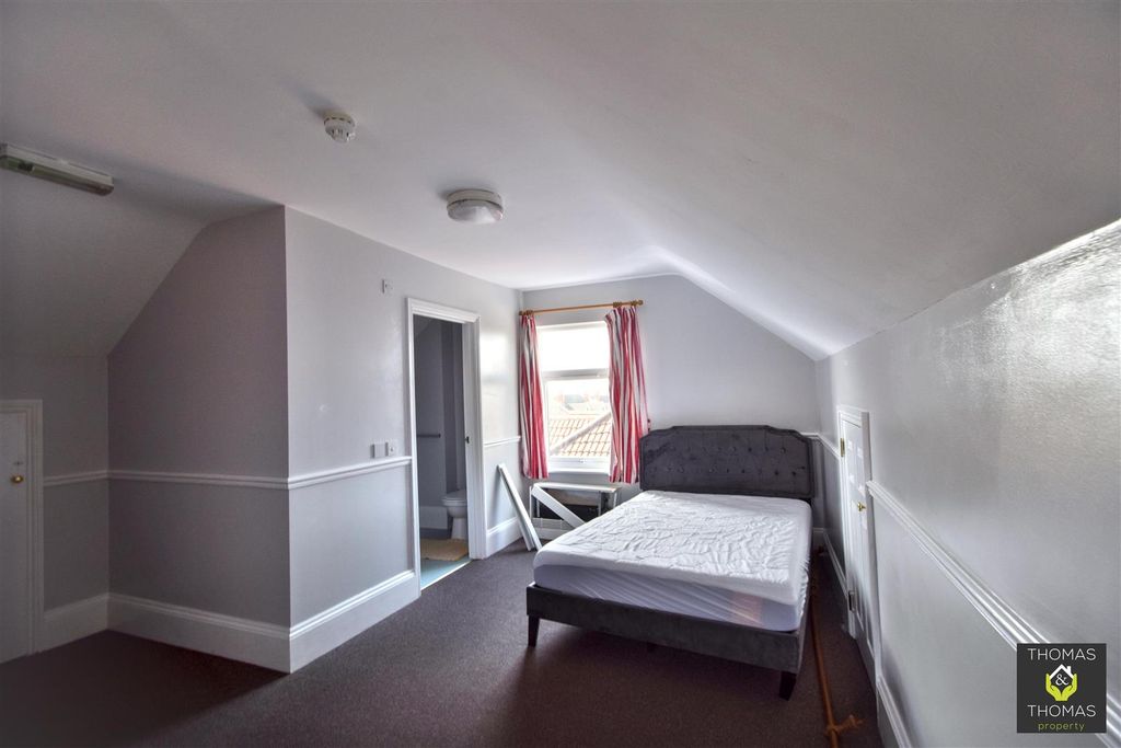 Additional image 8 of 6 bed detached house to rentLinden Road, Gloucester GL1