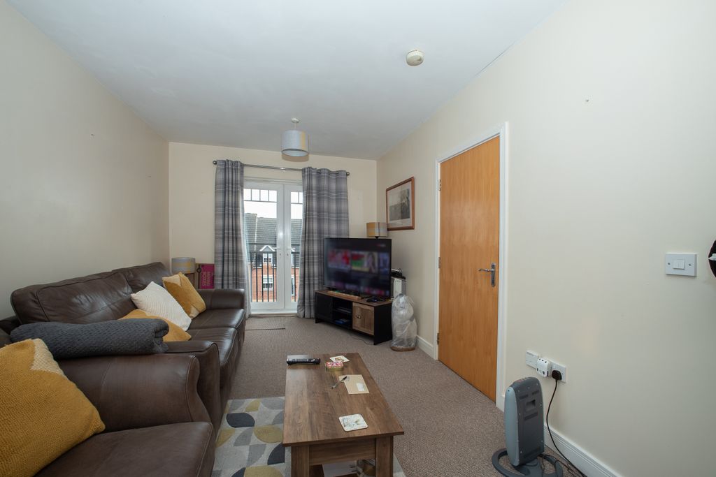 Property photo 3 of 16