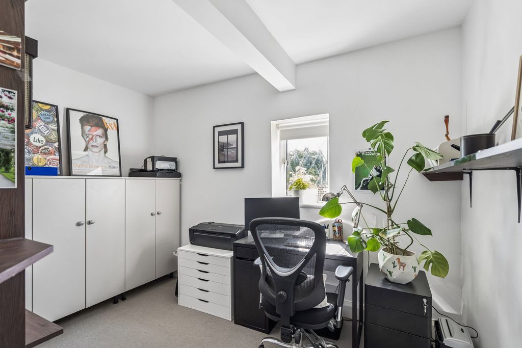 Additional image 15 of 6 bed detached house for saleCuckoo Hill Road, Pinner HA5