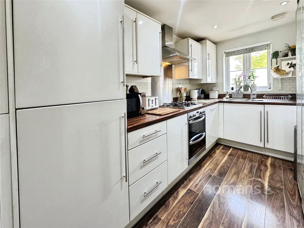 Property photo 3 of 13 Picture No. 36