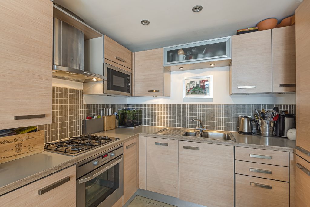 Property photo 3 of 7 620402  (3)