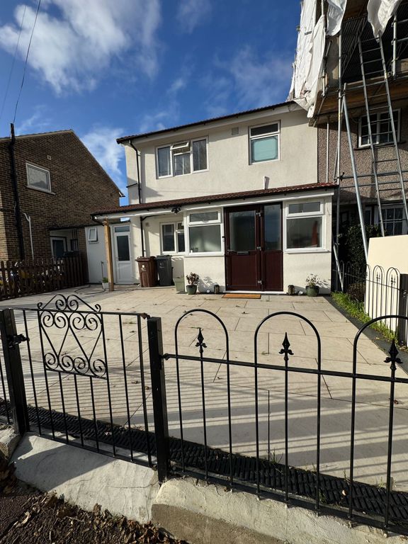 Property photo 1 of 34