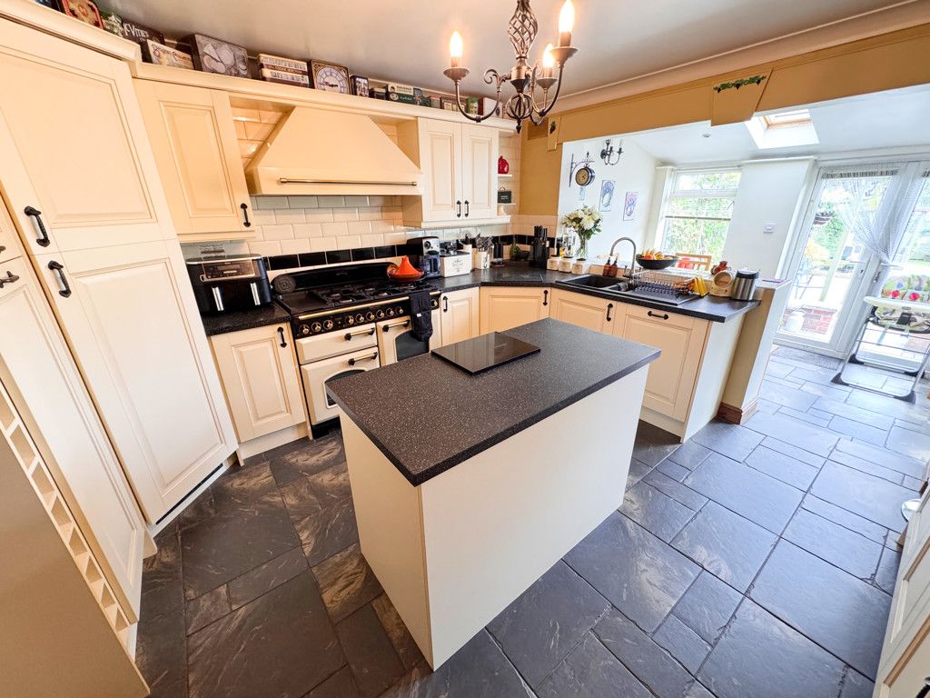 Additional image 7 of 4 bed semi-detached house for saleHigh Street, Ibstock, Leicestershire LE67