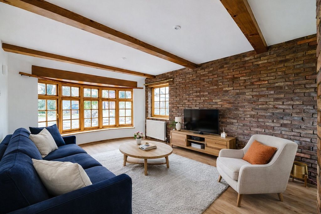 Property photo 3 of 11 Picture No. 27