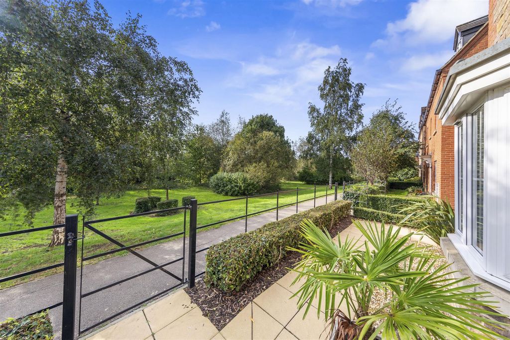Property photo 1 of 20 14Blackbridgectweb03.Jpg