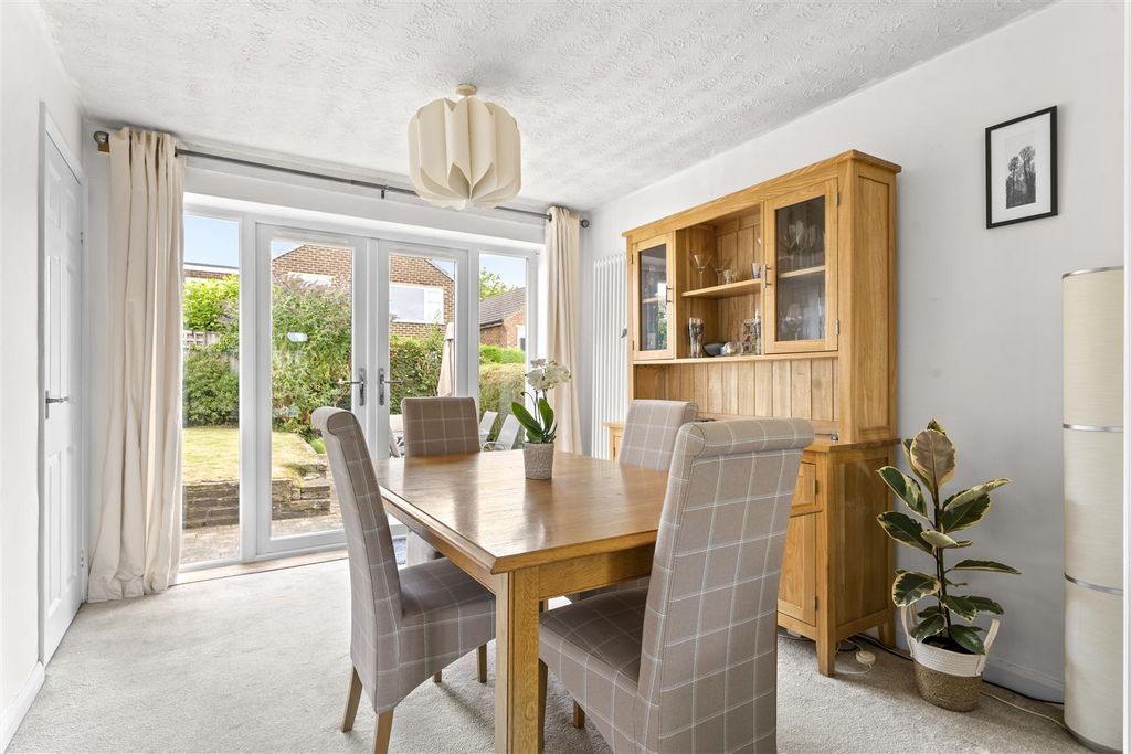 Property photo 3 of 24 Dining Area