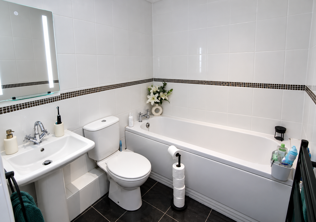 Property photo 3 of 8