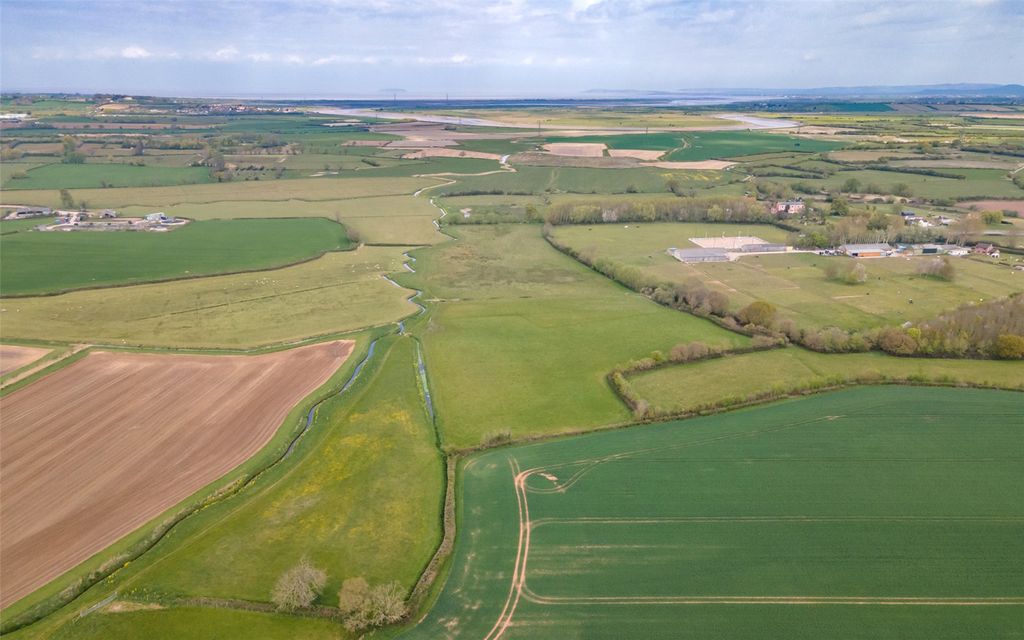 Property photo 1 of 2 Picture No. 08