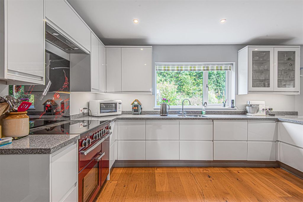 Property photo 3 of 28 892906 (22).Jpg