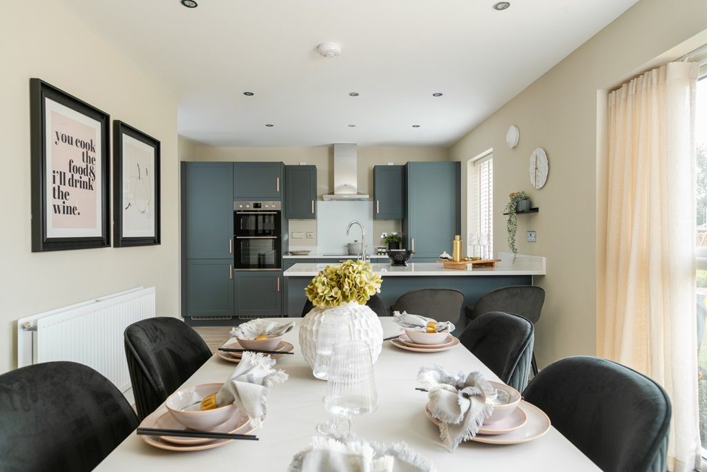 Property photo 1 of 18 Colford Kitchen