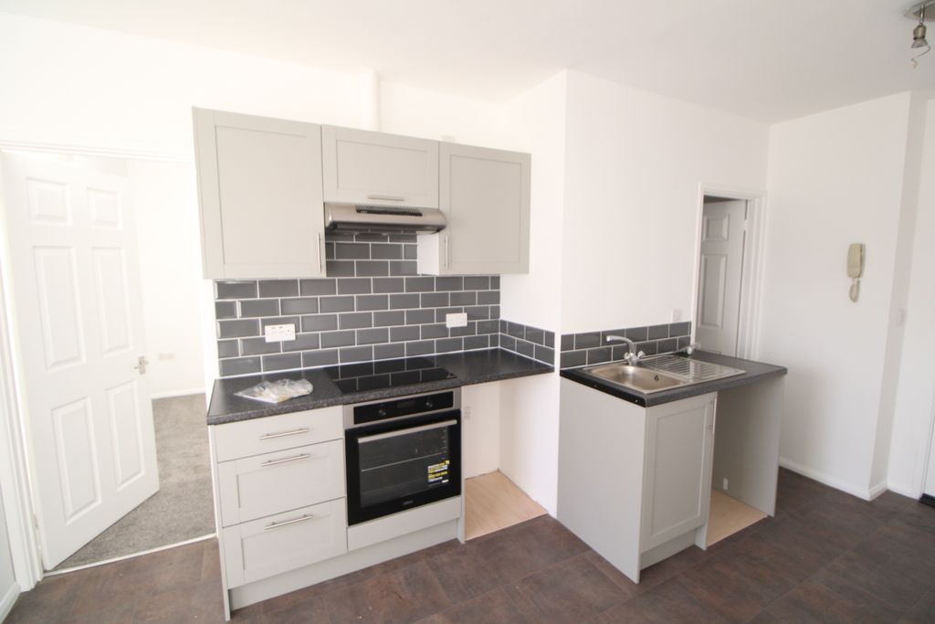 Property photo 3 of 5 Img_9226