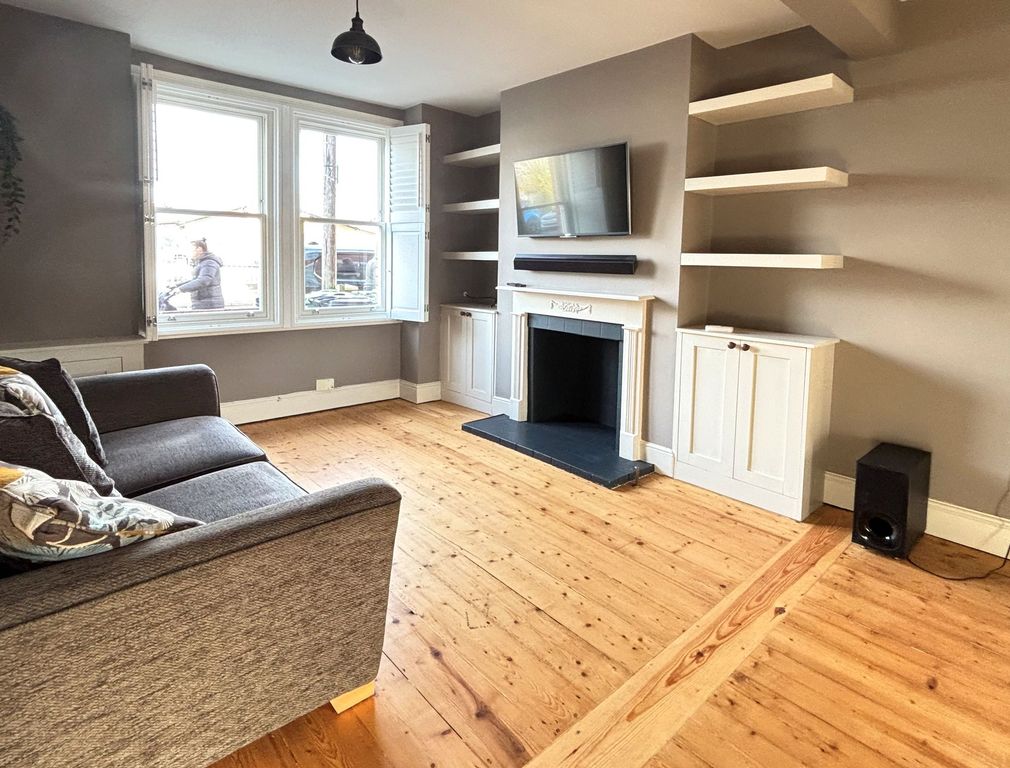 Property photo 3 of 13 Photo 9