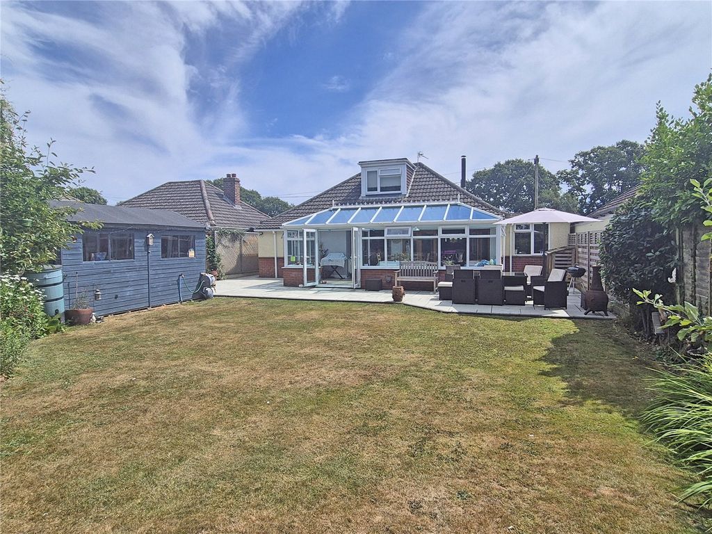 Property photo 1 of 18 Picture No. 17