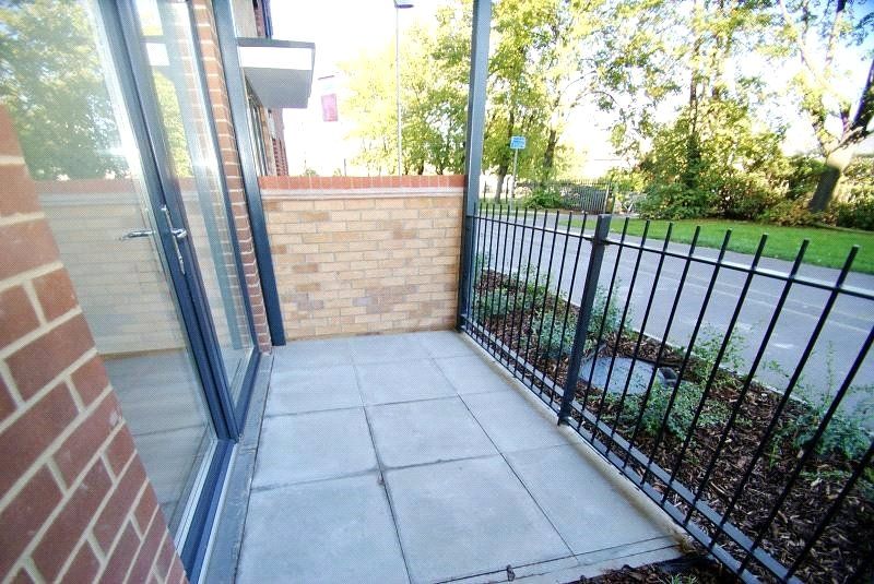 Property photo 3 of 8 Garden