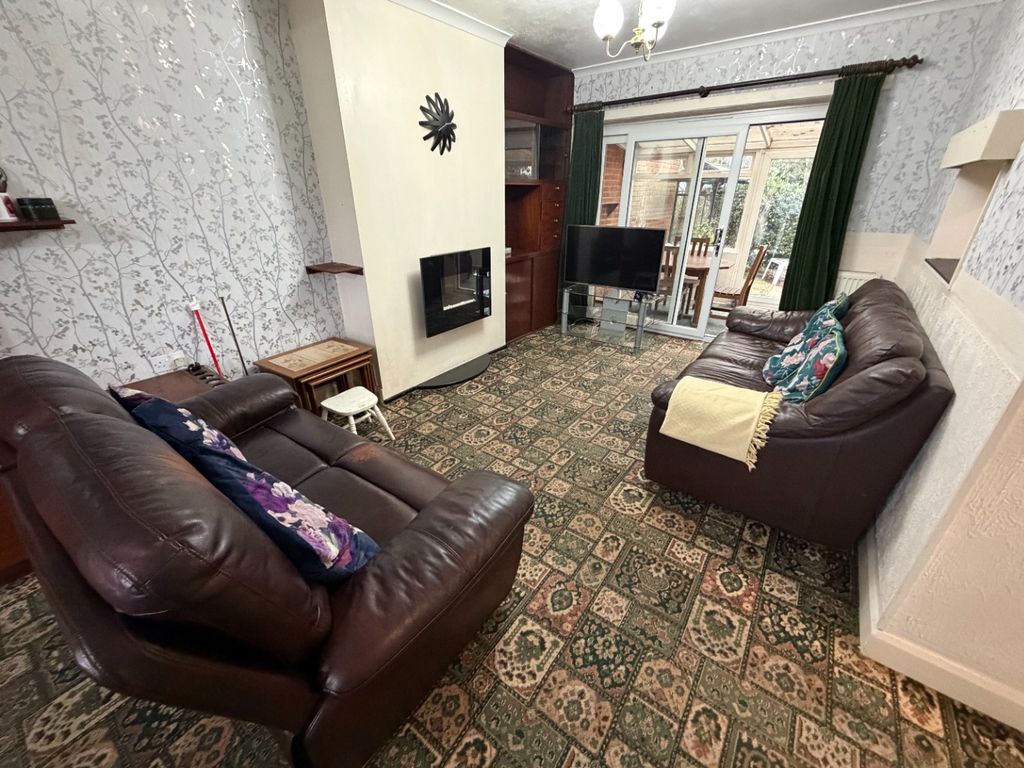 Property photo 3 of 22 4903762