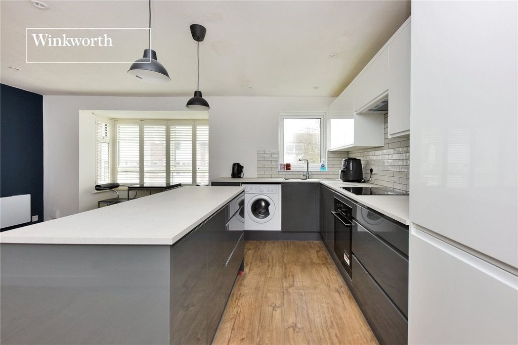 Property photo 2 of 11 Picture No. 04