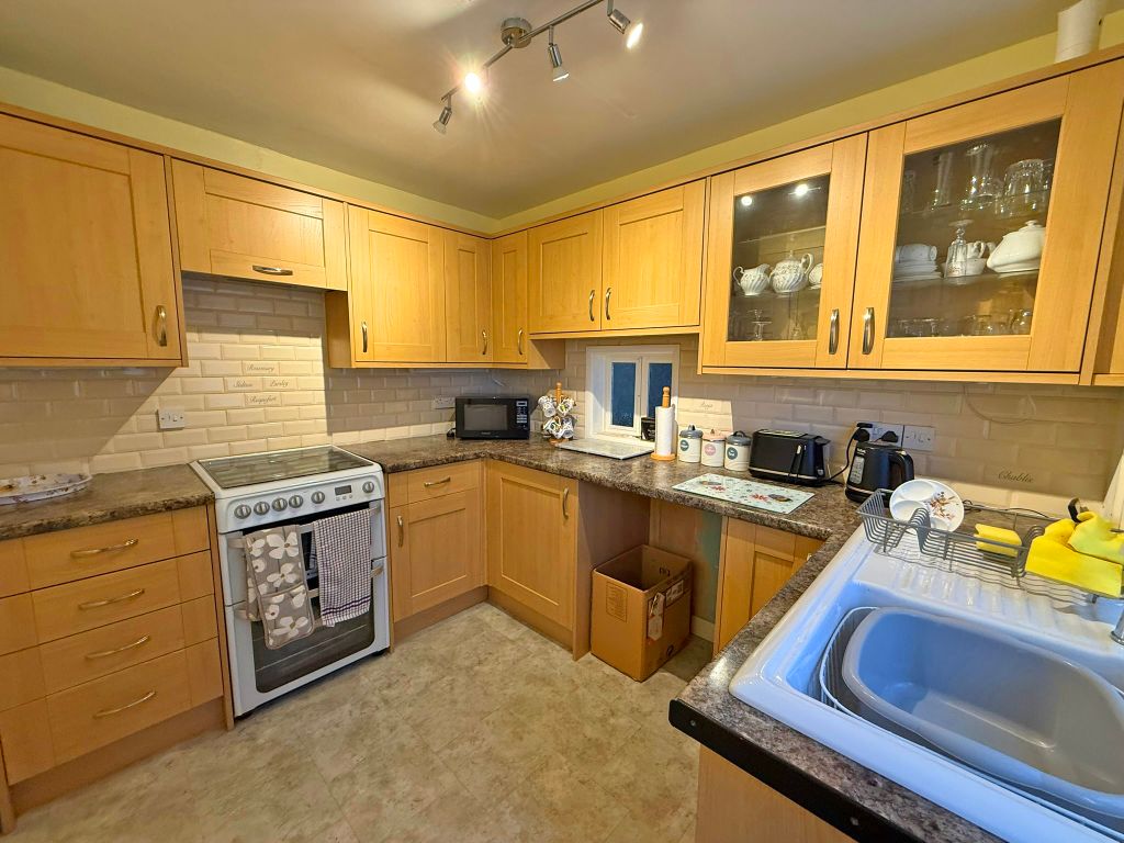 Property photo 3 of 8 Img_7492