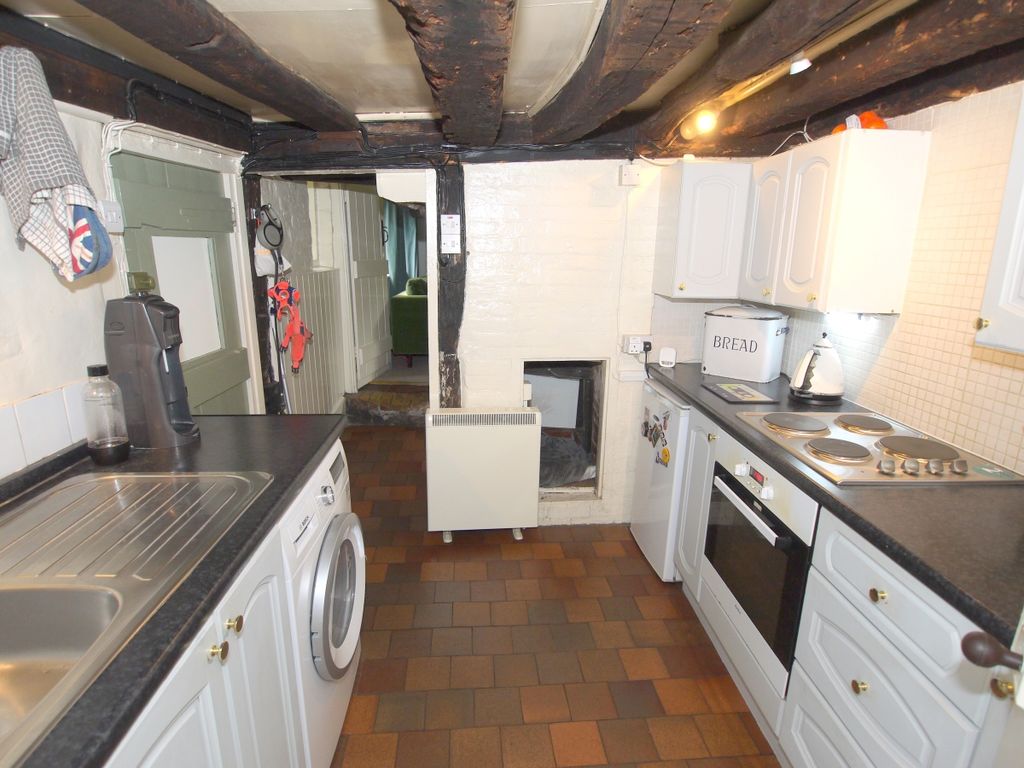 Property photo 3 of 8