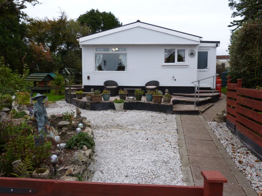 Property photo 1 of 21 The Park Home