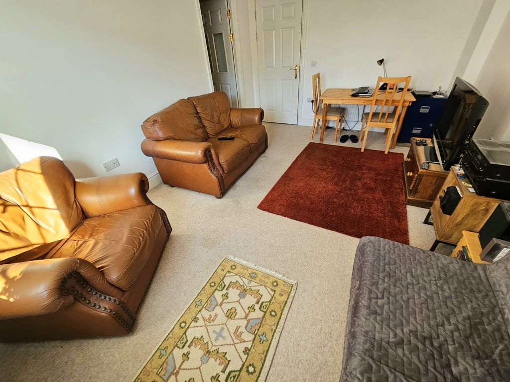 Property photo 3 of 9 Picture No. 02