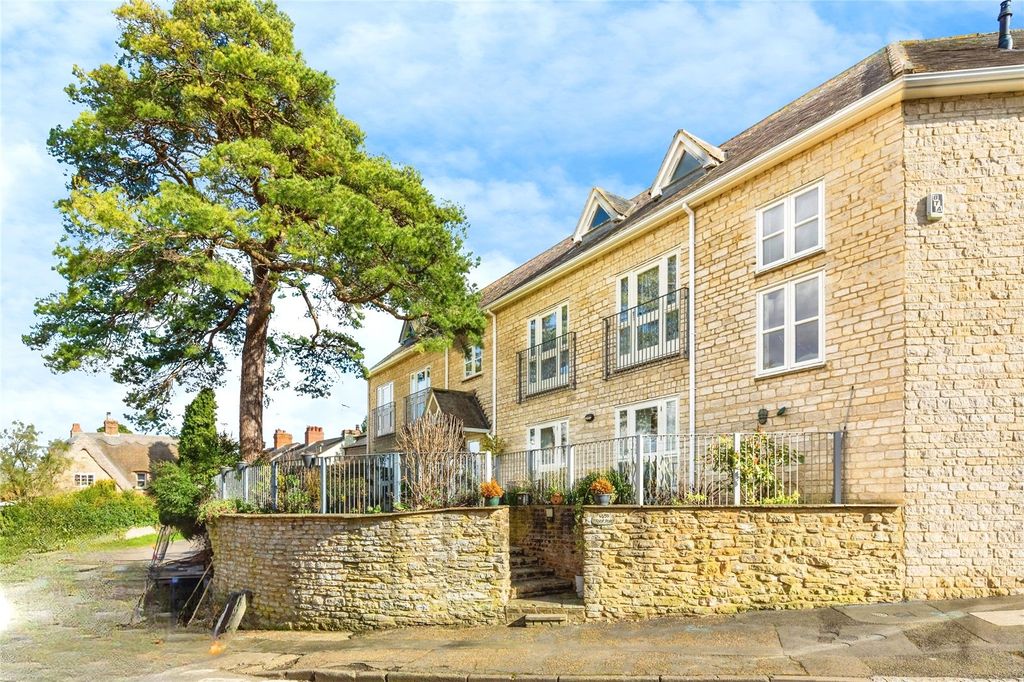 Property photo 1 of 16 Picture No. 20