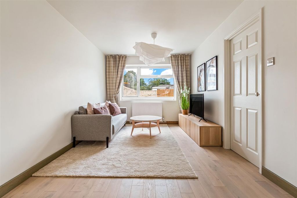 Property photo 3 of 39 Image 26.Jpg