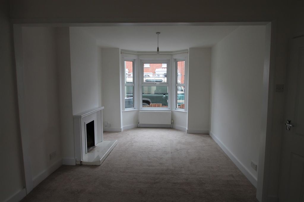 Property photo 2 of 14 2.Jpg