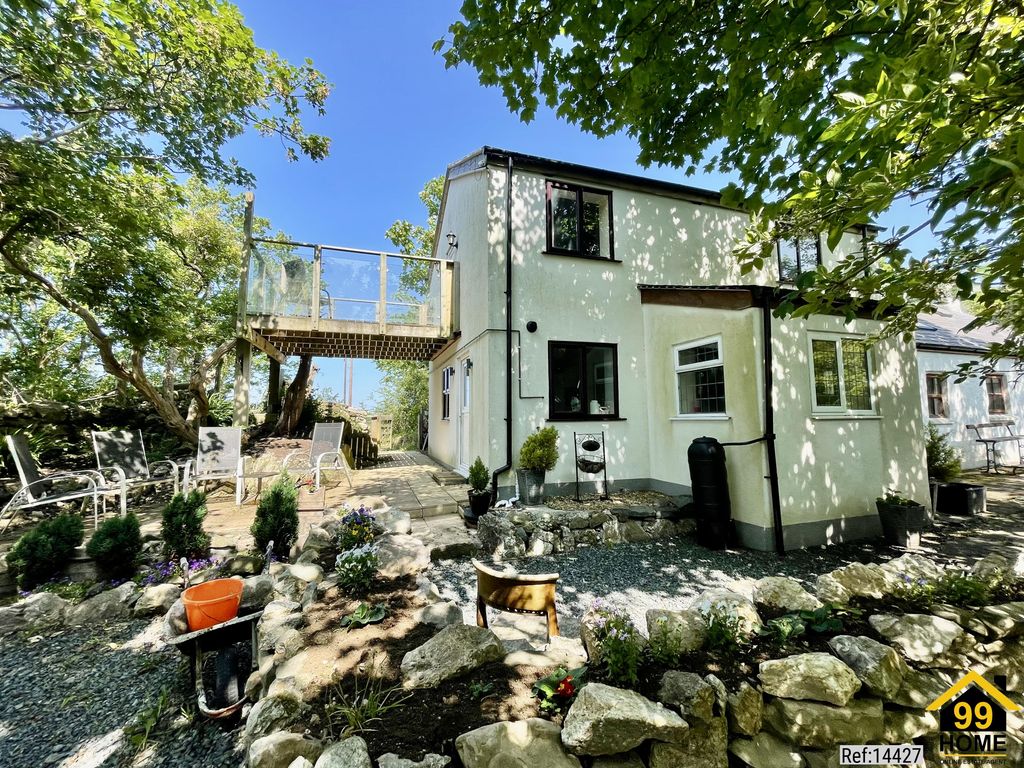 Property photo 3 of 18 Photo 2