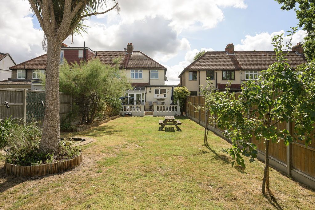 Property photo 3 of 22