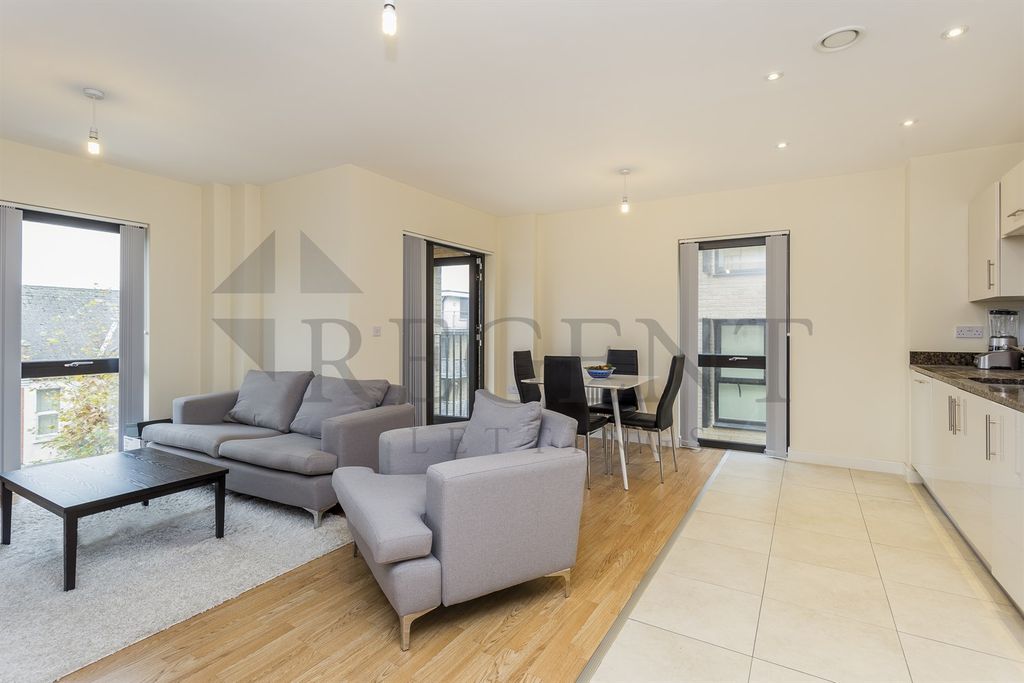 Property photo 1 of 9 (Main)