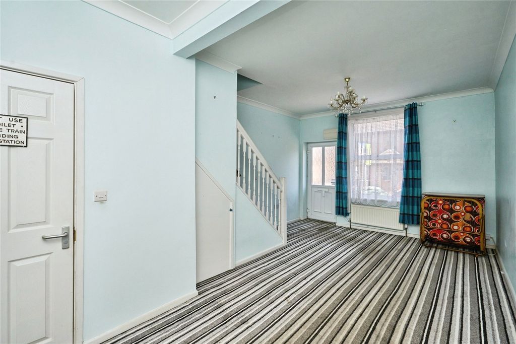 Property photo 2 of 14 Picture No. 28