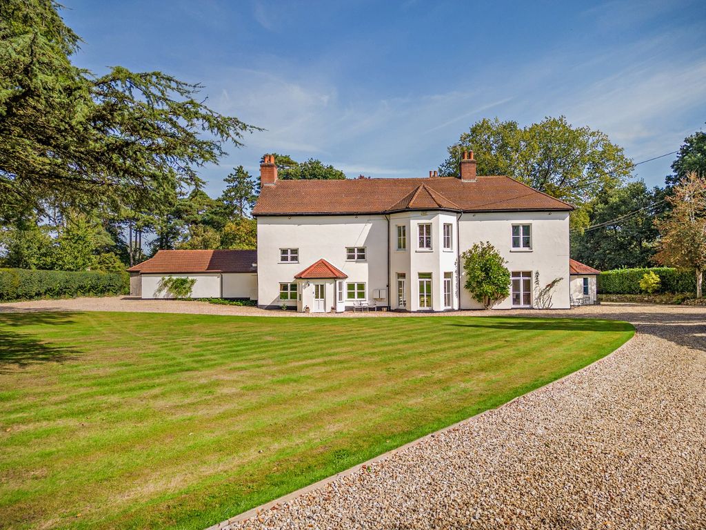 Property photo 1 of 26 Craddock Cleve