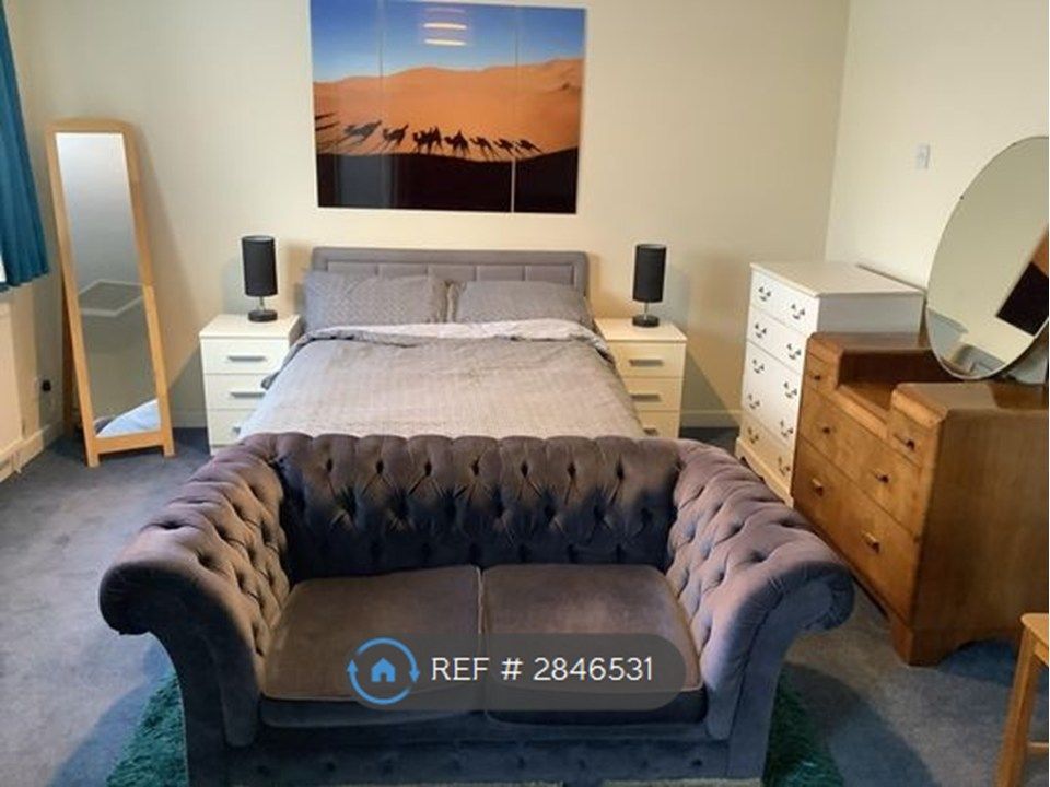 Property photo 1 of 3