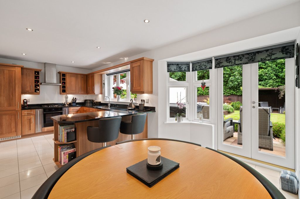 Additional image 15 of 5 bed detached house for sale10 Saint Davids Grove, Eskbank EH22