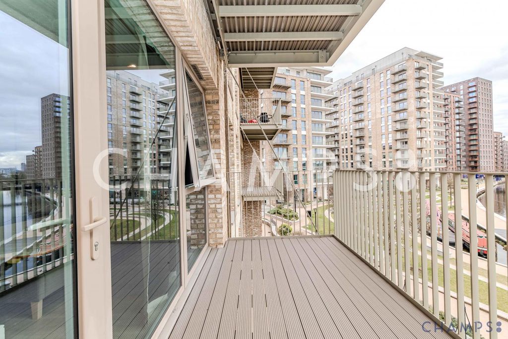 Property photo 3 of 18 Gallery