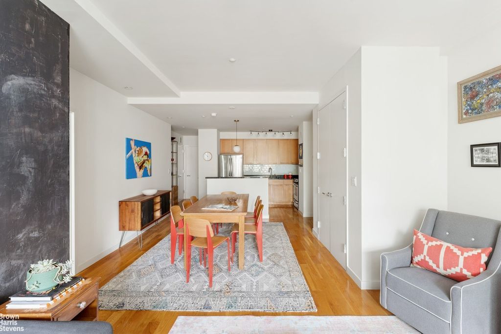 Property photo 3 of 11 <Alttext/>