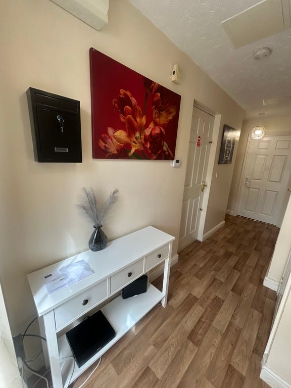 Property photo 2 of 13 Entrance 