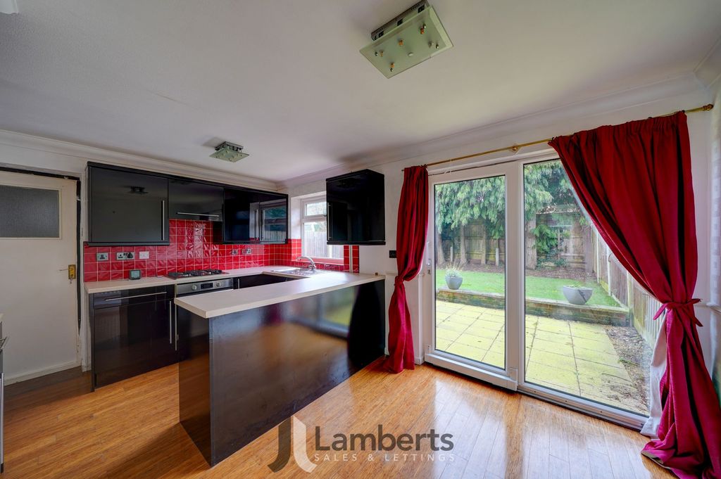 Property photo 2 of 17 Kitchen/Diner