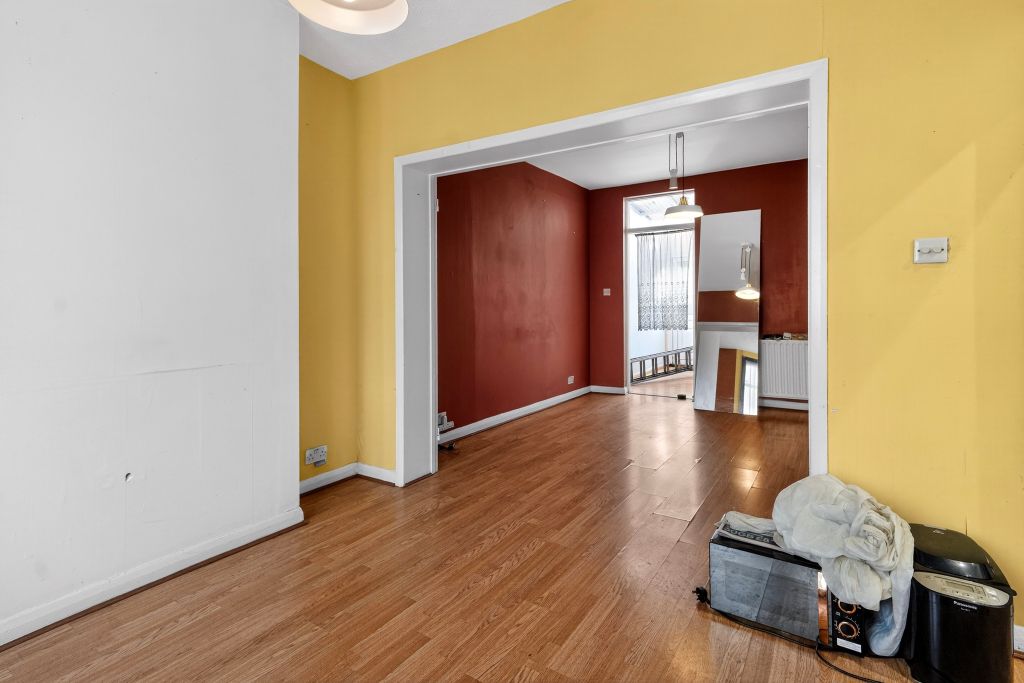 Property photo 3 of 19 Reception Room