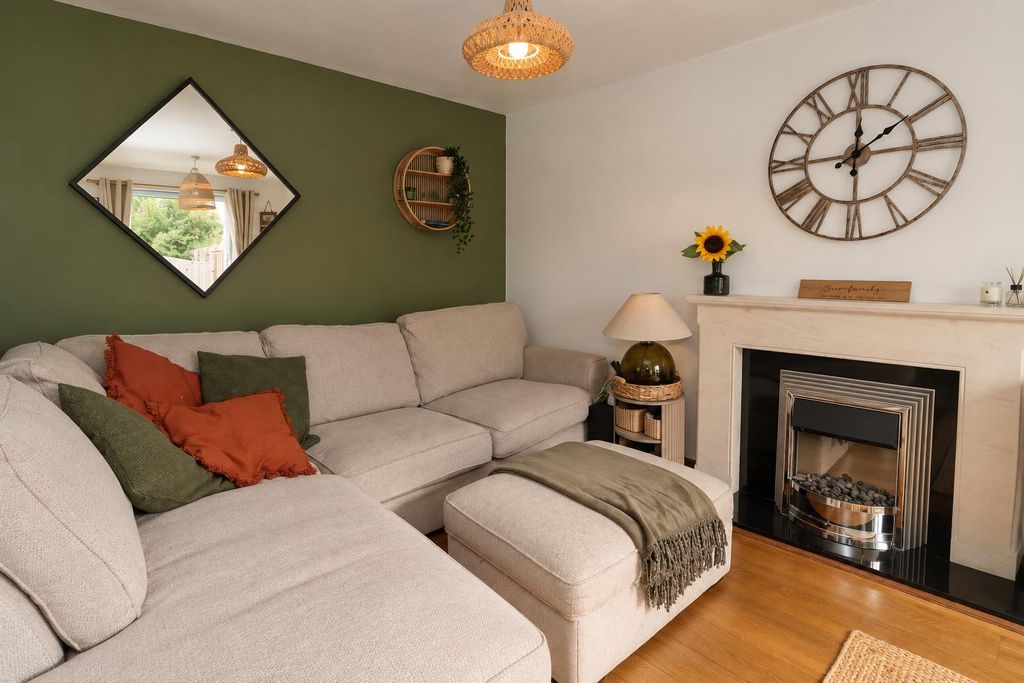Property photo 3 of 13 Living Room