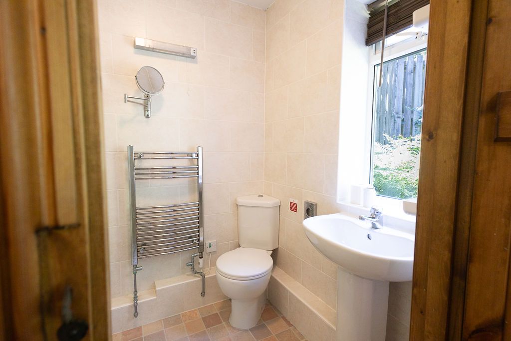 Property photo 1 of 31