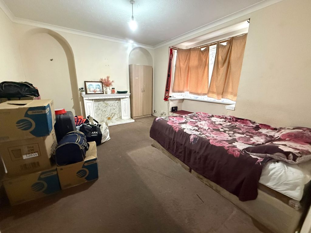 Property photo 2 of 9 Gallery