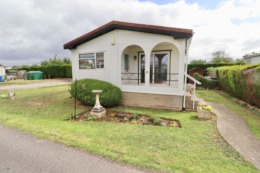 Property photo 1 of 13 Img_8738