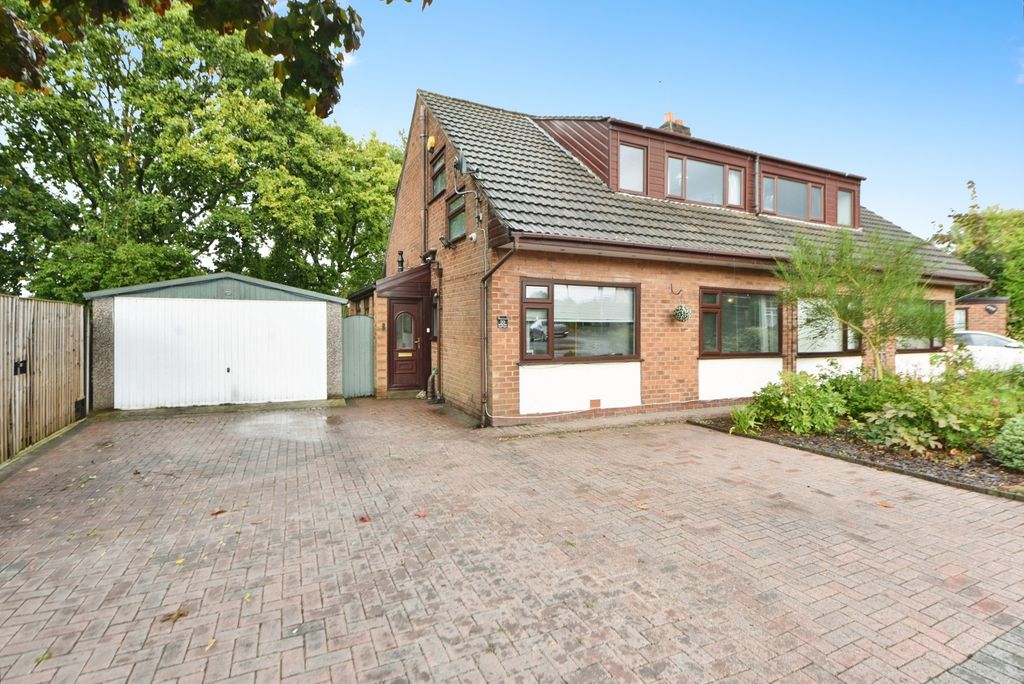 Property photo 1 of 17 Photo